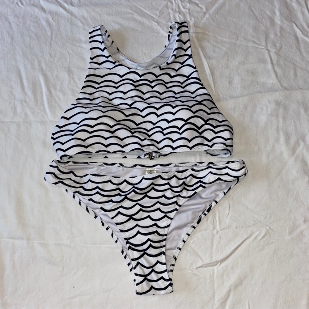 Amazon/Cup She Halter Bikini Set